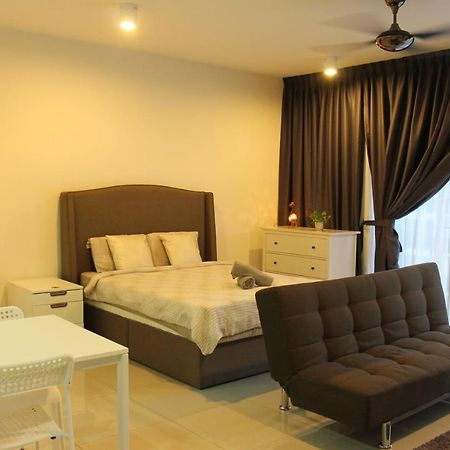 Studio Room Next To Sccc At Trefoil Setia Alam For 2-4 Pax Exterior photo